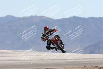 media/Oct-13-2025-Moto Forza (Mon) [[a66d839500]]/3-B Group/Session 4 (Turn 9)/